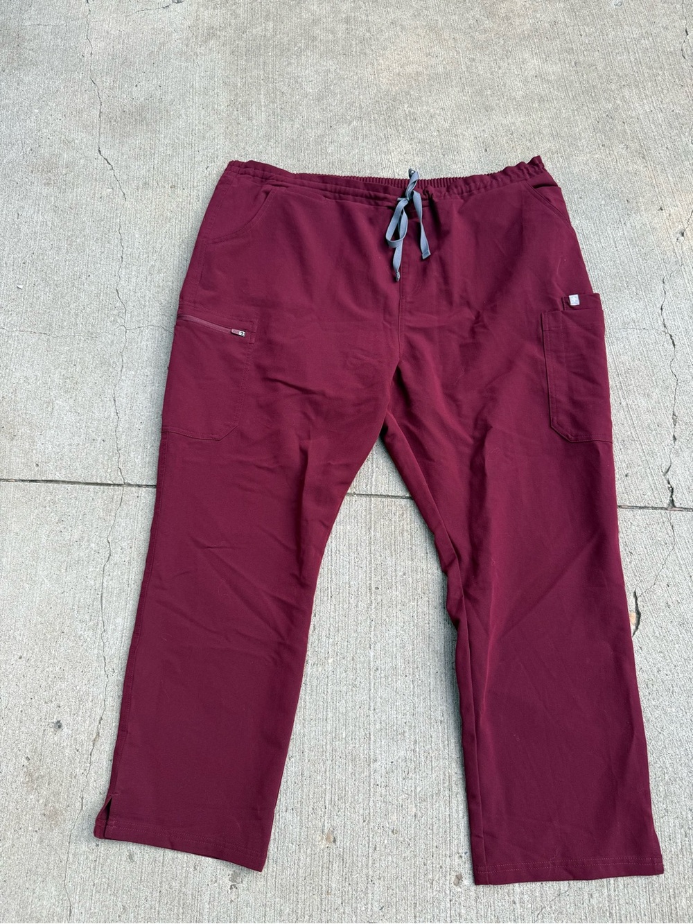 Figs XXL/Petite Red Figs Scrubs